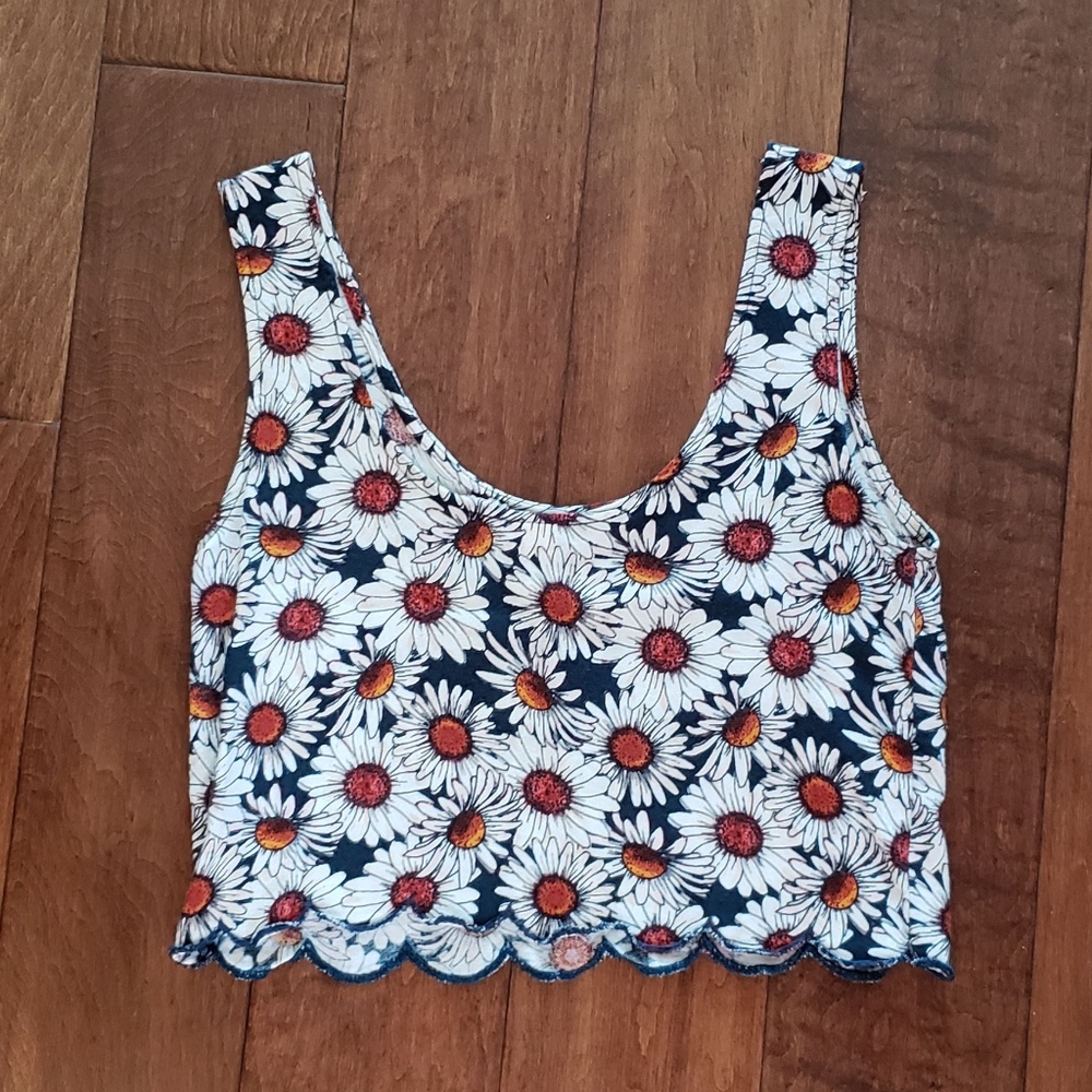 LA Hearts Daisy Crop Top